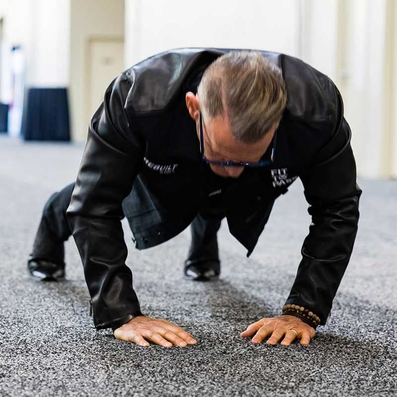 2022-Accelerate-Conference-Bob-Perry-Pushup-800x800