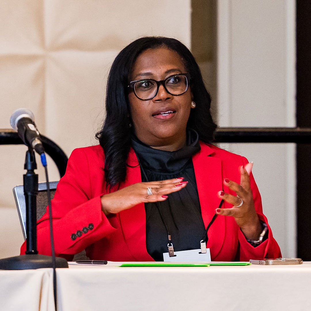 2025-Accelerate-Conference-Panel-Breakout-Closeup-1080x1080