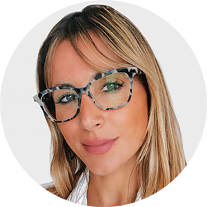 Headshot-Lina-Acosta-300x300