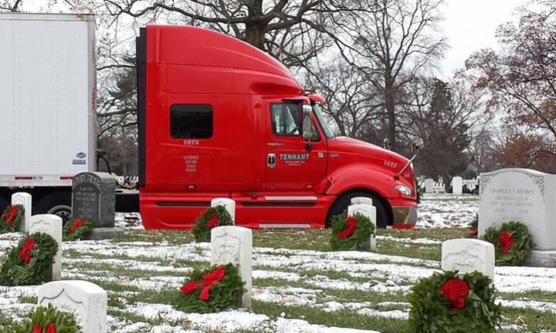 Wreaths-Across-America-Truck