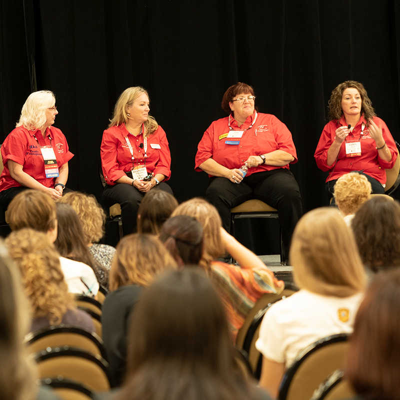 driver-panel-conference-800x800